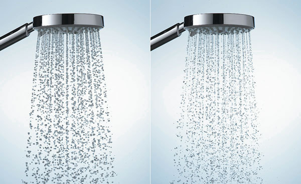 Vodou a energií lze šetřit i bez ztráty pohodlí při sprchování