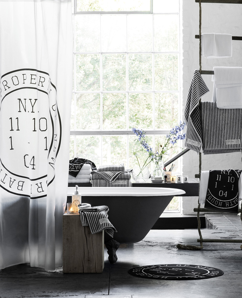 Černobílá kolekce od H&M Home je k dostání již od 160 Kč. (foto: H&M Home)