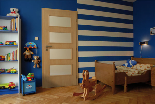 Bezpečnostní sklo ve dveřích je praktické nejen v domácnostech s malými dětmi. FOTO: SEPOS, spol. s r.o.