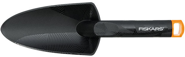 Fiskars Solid, lehká lopatka na sázení, přesazování i pletí z pevného, trvanlivého materiálu FiberComp™, vyztuženého skelnými vlákny, délka 291 mm, 120 Kč