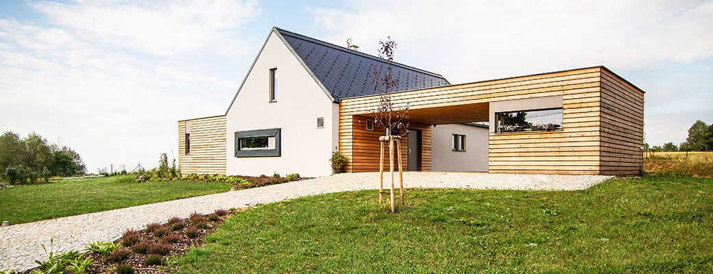 Pasivní dřevostavba v Kumburském Újezdu s výhledem na hrad