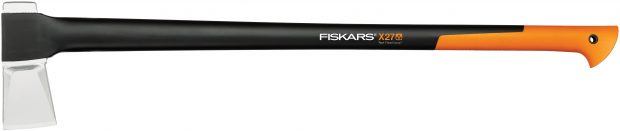 XXL Fiskars, štípací sekera X27, na extra velké špalky s průměrem větším než 30 cm, cena 2 200 Kč