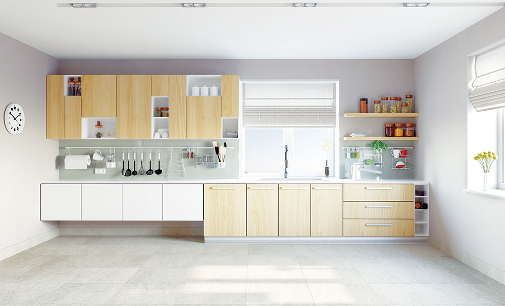 Kombinace přírodního dřeva a bílé barvy vytváří čistou, neutrální kuchyň. Foto shutterstock