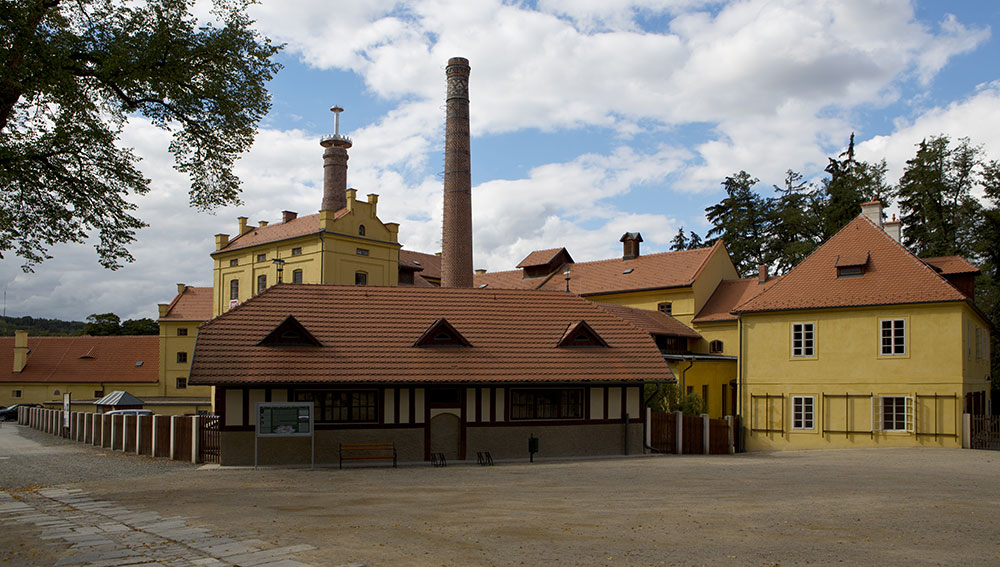 Tip na výlet: Nejstarší raně gotická dlažba na výstavě „Poklady v českých keramických obkladech“