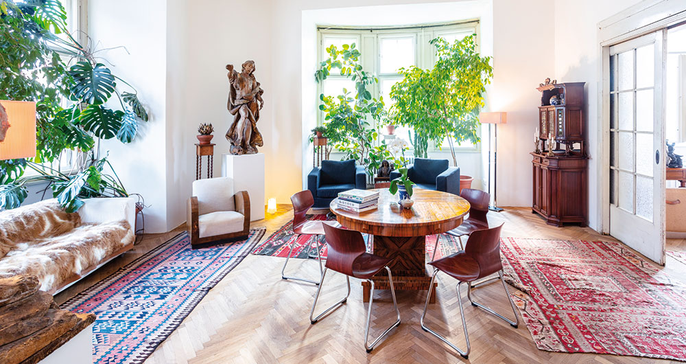 Moderní pohodlí při zachování maximální autentičnosti: Secesní byt v Karlíně