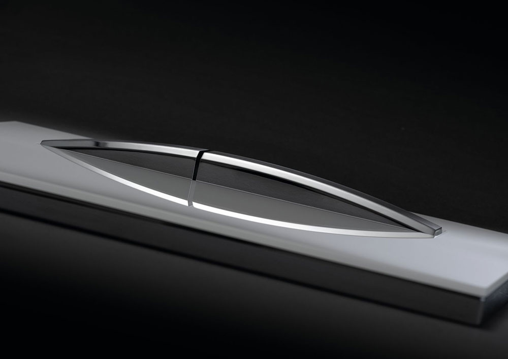 Geberit Sigma50 – Štíhlá, konvexně vypouklá tlačítka propůjčují modelu Sigma50 elegantní a luxusní vzhled. zdroj Geberit