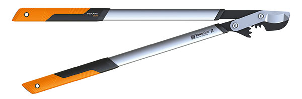 Nůžky na silné větve Fiskars LX98 jsou dvoučepelové nůžky, které jsou speciálně navrženy pro stříhání čerstvého dřeva až do průměru 55 mm. Do ruky se Vám tak dostanou vysoce odolné a lehké nůžky s patentovaným převodovým mechanismem, který zajistí několikanásobně vyšší střižnou sílu a menší námahu při práci. Doporučená cena 2 077 Kč. www.fiskars.cz