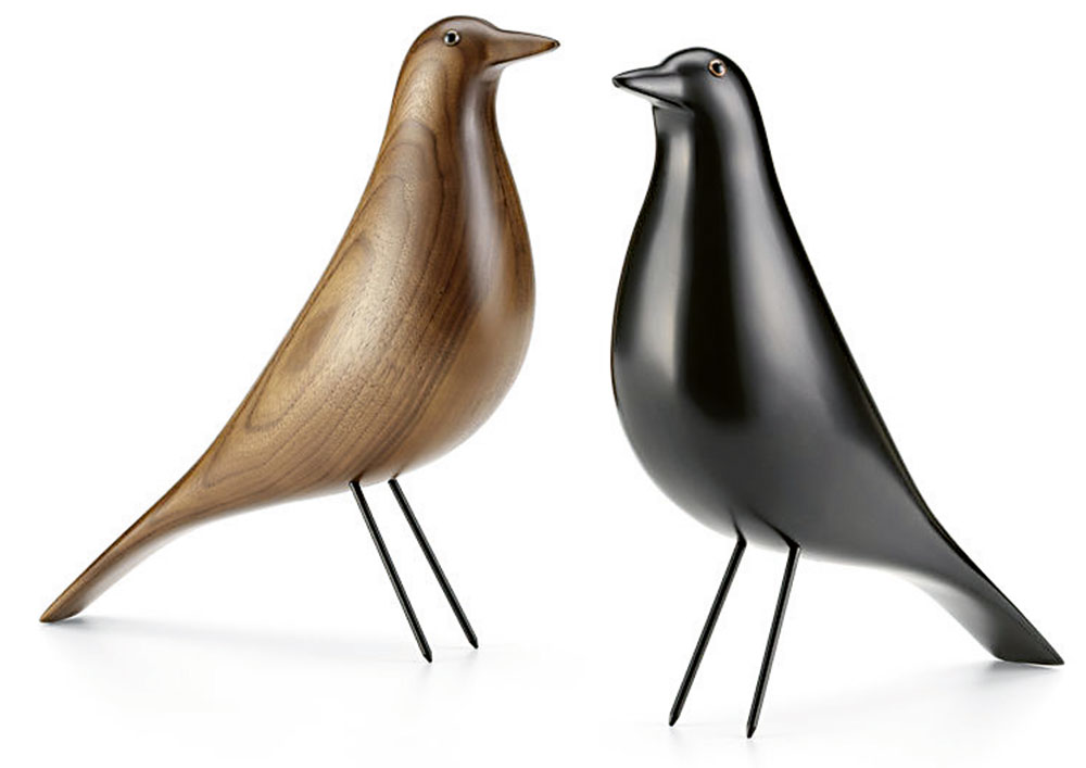 Eames House Bird (Vitra), design Charles & Ray Eames, dřevěná dekorace, 4 690 Kč, d1one.cz
