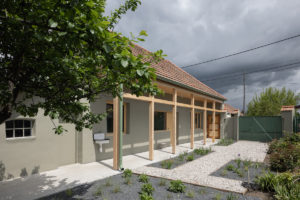 Mottem rekonstrukce bylo „nebourat, ale zachraňovat!“ Typický venkovský dům v malém městě