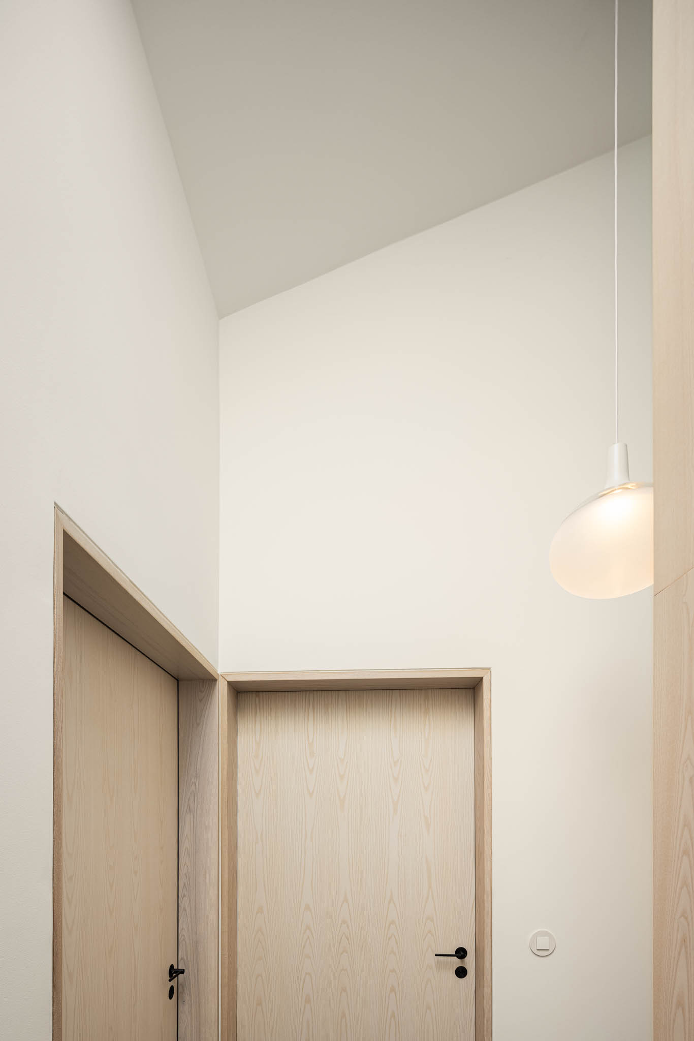 Casa dos Moinhos em Ponta Delgada, Açores com arquitectura box: