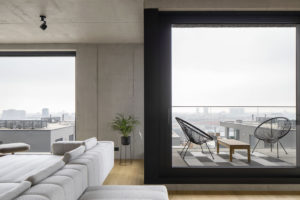 Moderní byt v nejvyšším podlaží s výhledem a terasou