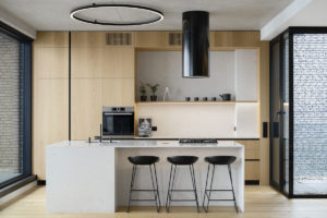 Moderní dřevěná kuchyň s černými doplnky a ostruvkem