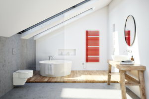 Designový koupelnový radiátor v červené barvě v bílé koupelně