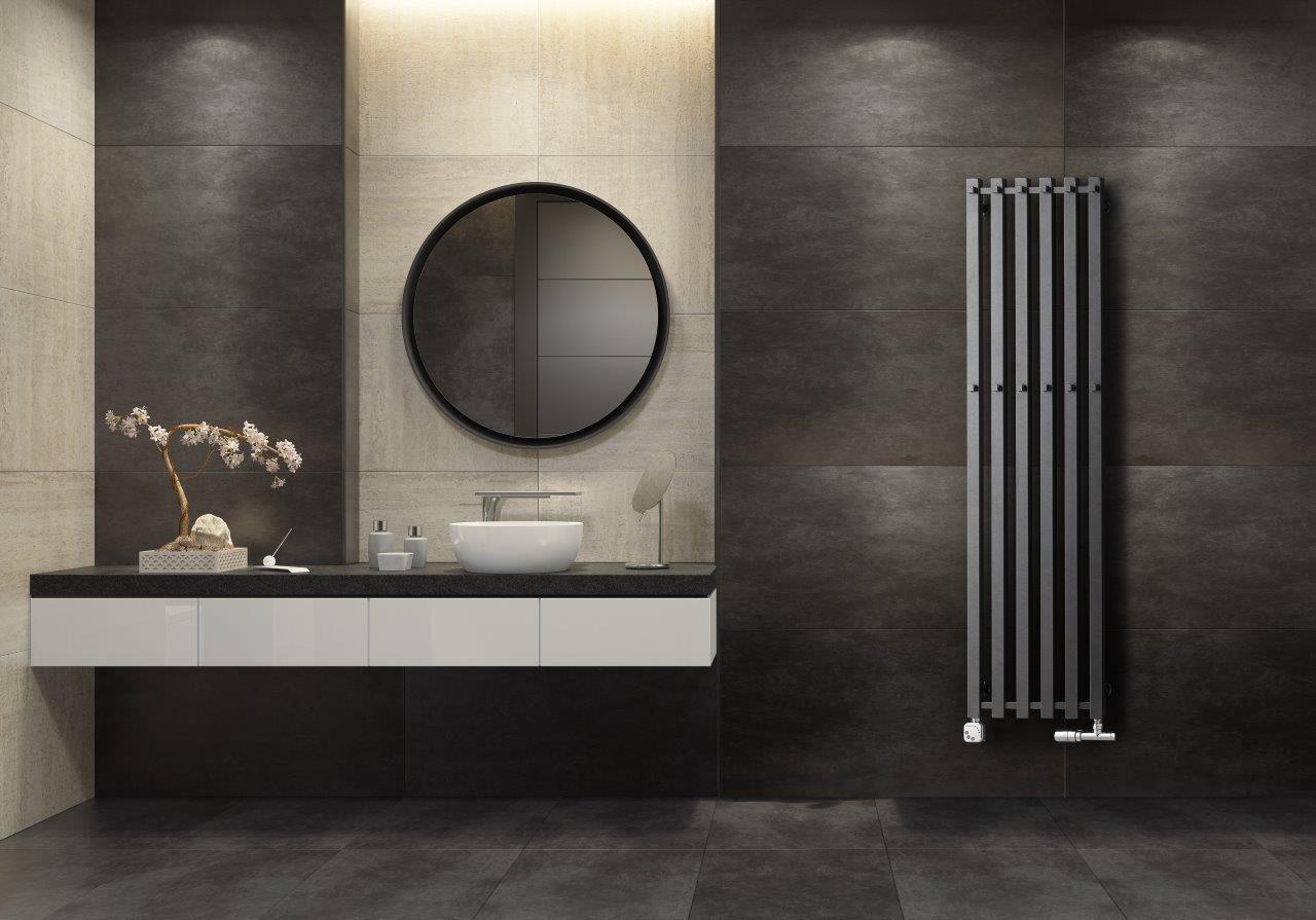 Designový radiátor v moderné koupelně