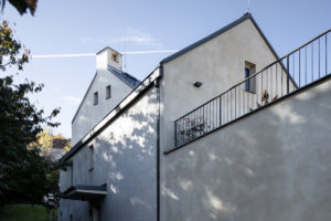 Moderní bydlení s tradičními prvky ve vyhledávané části Prahy