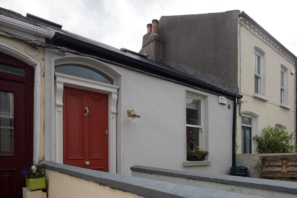 Vchod do domu z ulice - Charleville House v Dublinu