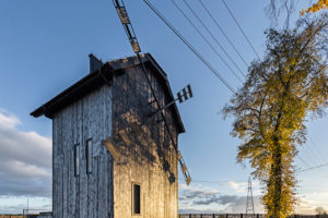 Exteriér s větrným kolem - Dům Větrný mlýn v Polsku