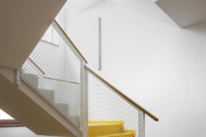 Žluté schodiště - Apartmánové domy Filipovice
