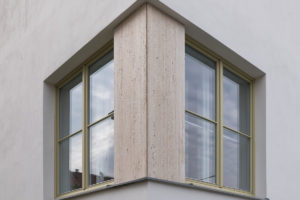 Okna z exteriéru - Rekonstrukce vily v Brně