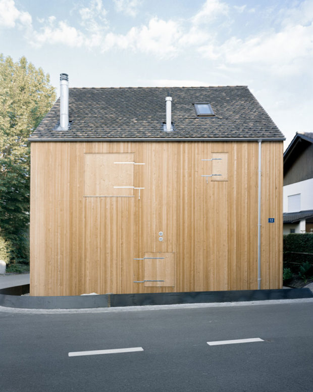 Čtvereční půdorys - Malý dům ve Švýcarsku