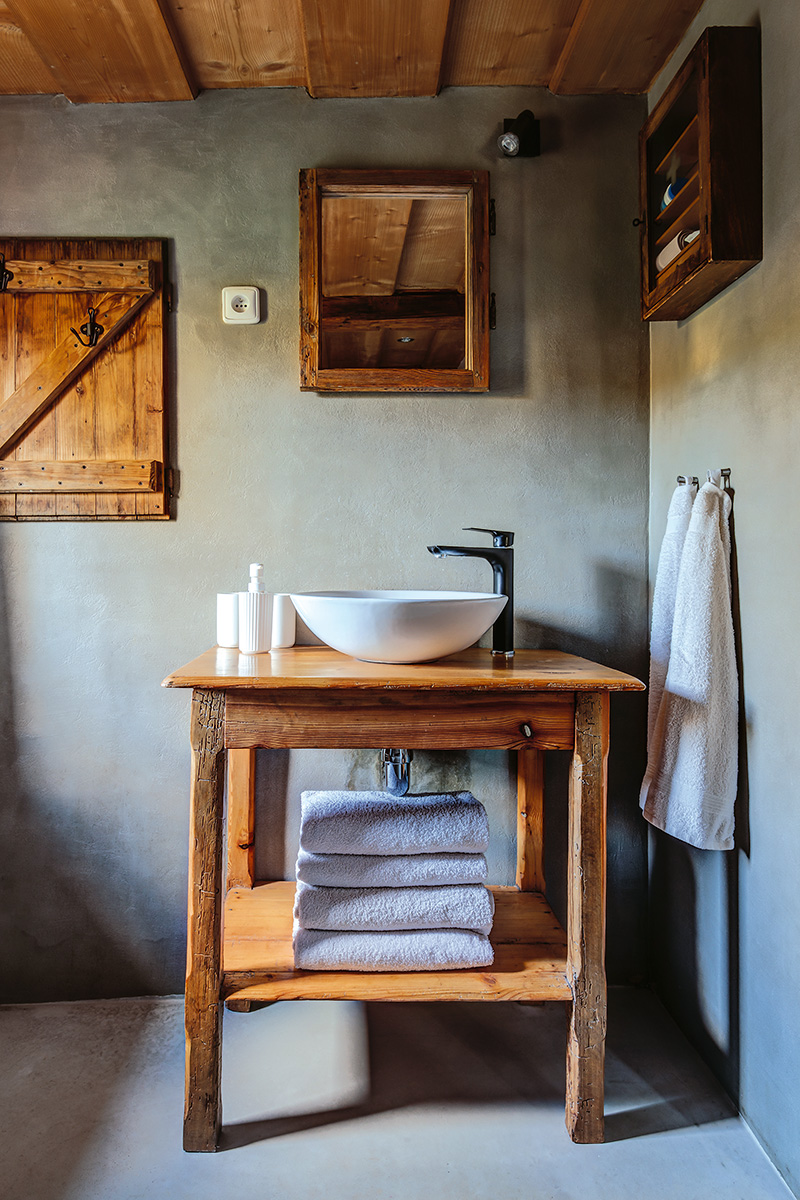 Koupelna - Dřevěná chalupa v Chřibské