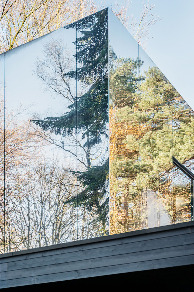 Detail zrcadlového boxu - Rekonstrukce vily v Antverpách