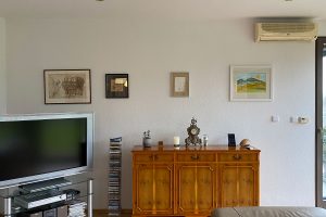 Obývací pokoj s televizí-Rekonstrukce kuchyne