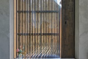 Dřevěné okenice- Obytná stodola