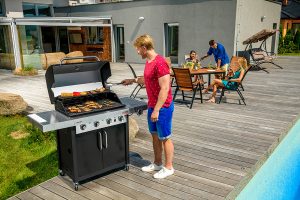 Plynový gril Char-Broil Professional 4400S