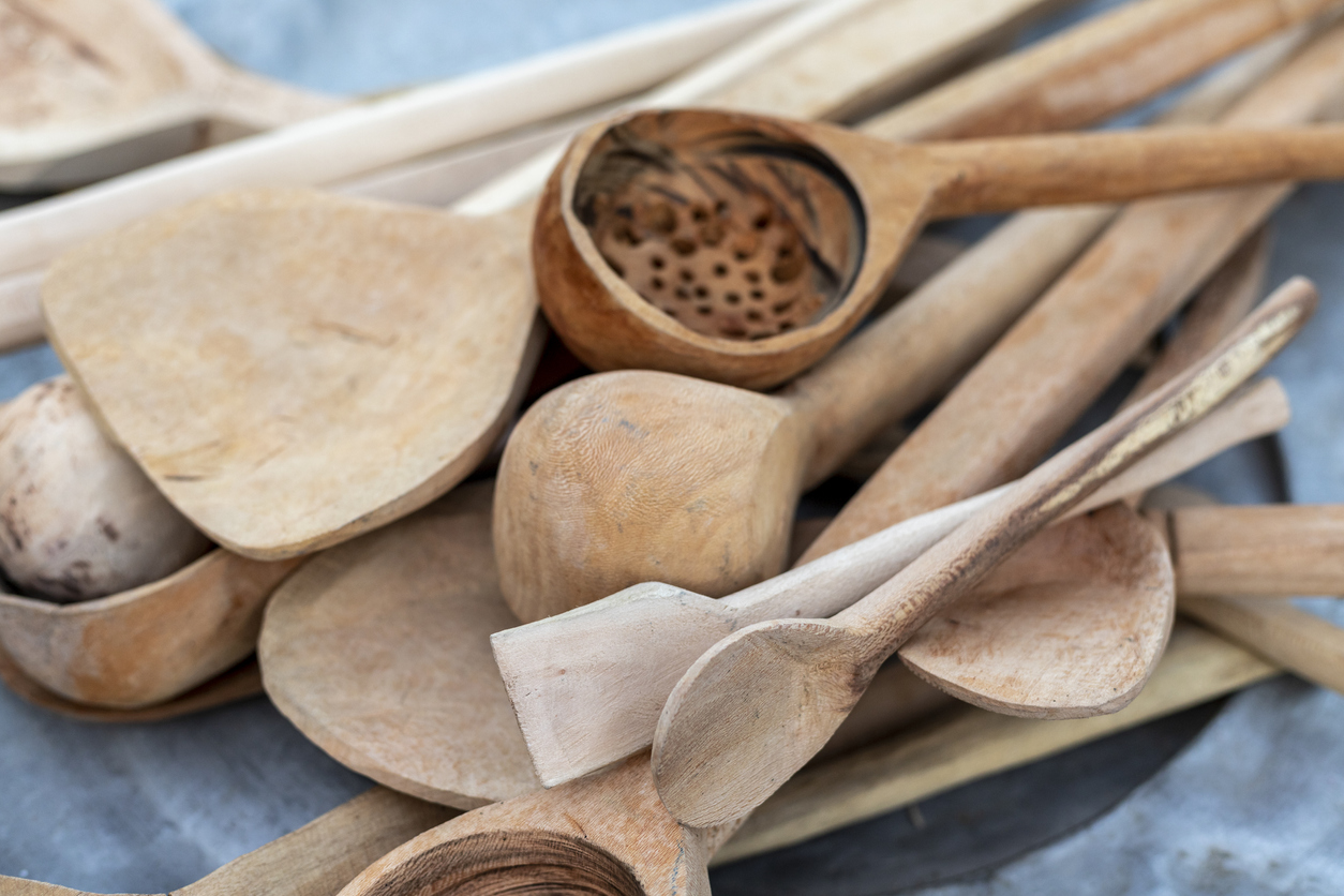 Wooden spoons of different sizes for different uses HOME