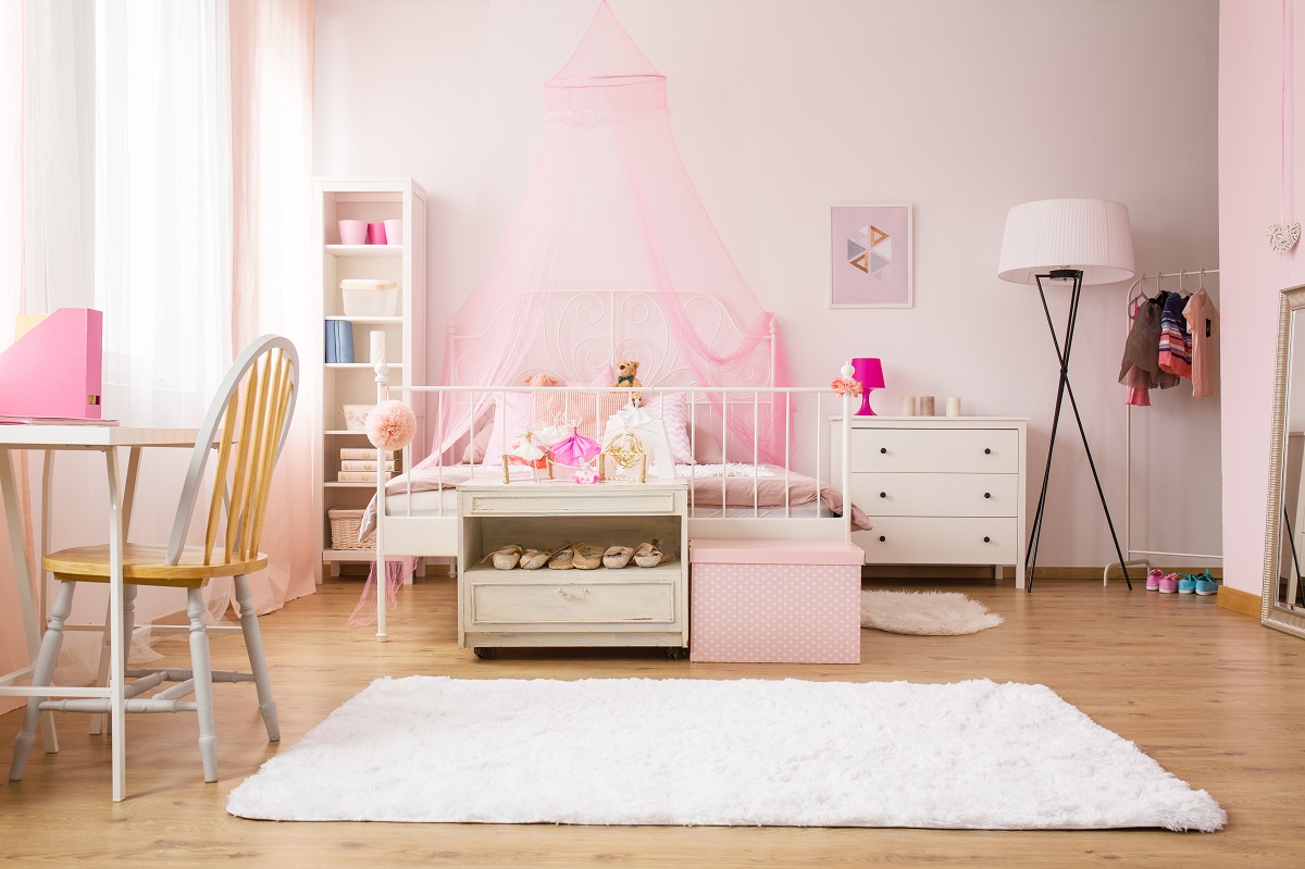 Růžový dětský pokoj