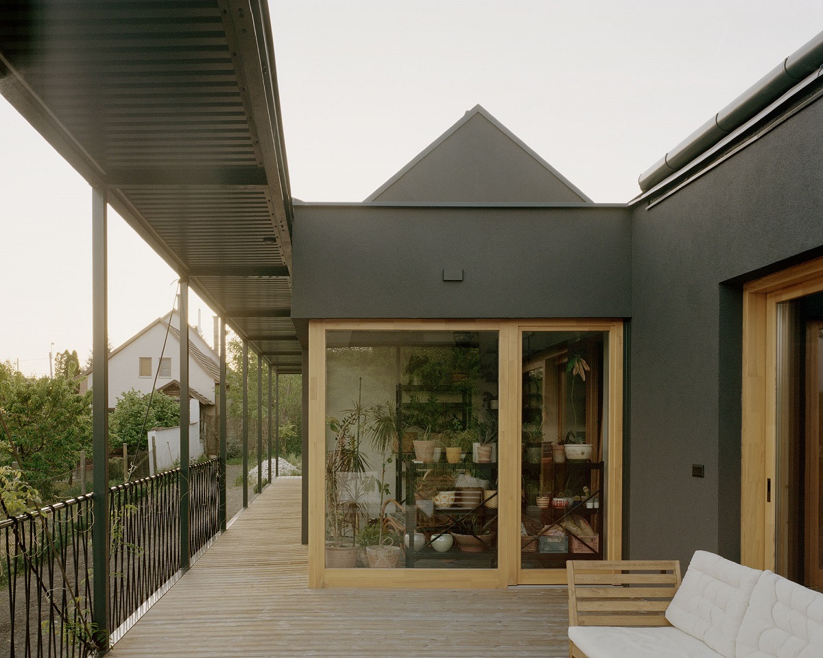 Theque_frame house_11_web