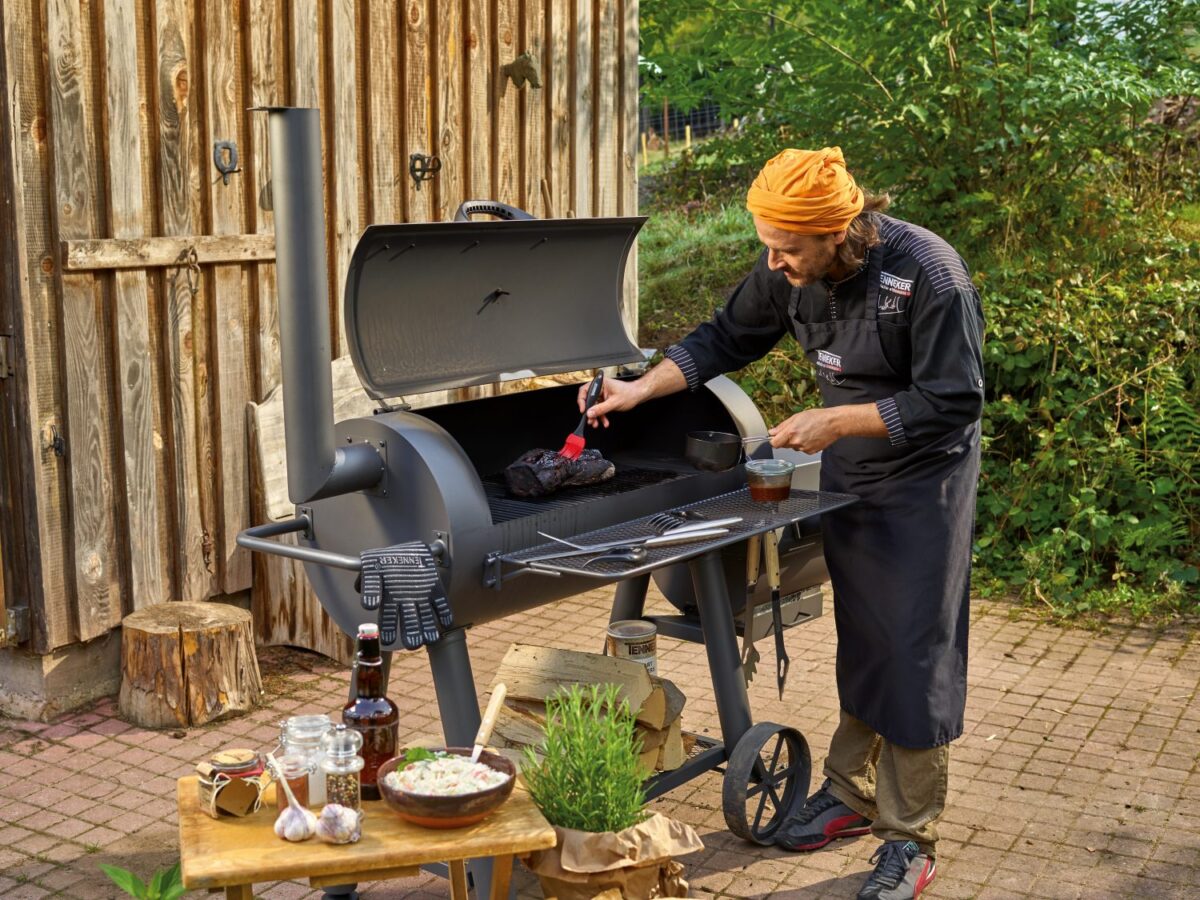 5849121_Gril-Tenneker-TC-Smoker_4-e1591175385166.jpg
