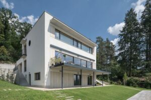 Atelier RAW: Syrový půvab architektury