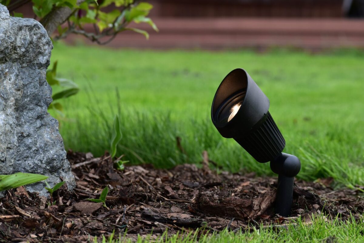 LED-reflektor-FOCUS-3W-Garden-Lights-e1582194138419.jpg