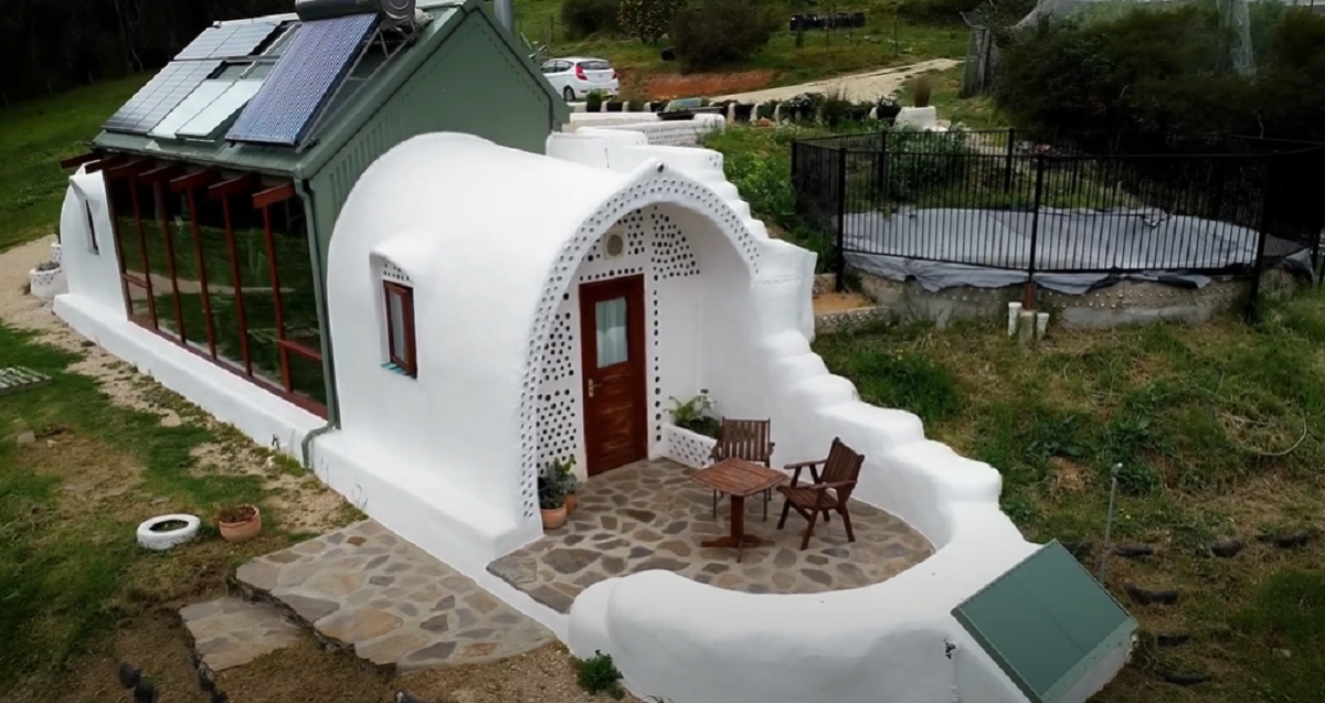 Earthship Iron Bank