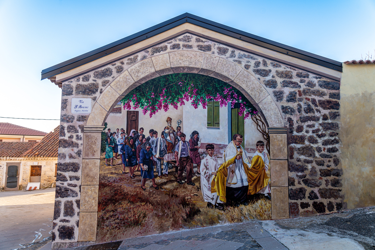 Murales - nástěnné malby na zdi domu na Sardinií
