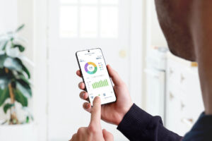 Mobilní aplikace pro sledování spotřeby elektřiny a energií v domácnosti – chytré řešení pro úsporu nákladů a správu financí.