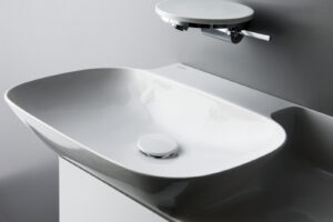 Laufen_foto_tisk_kolekce_INO_umyvadlo_s_odkladaci_plochou_foto2