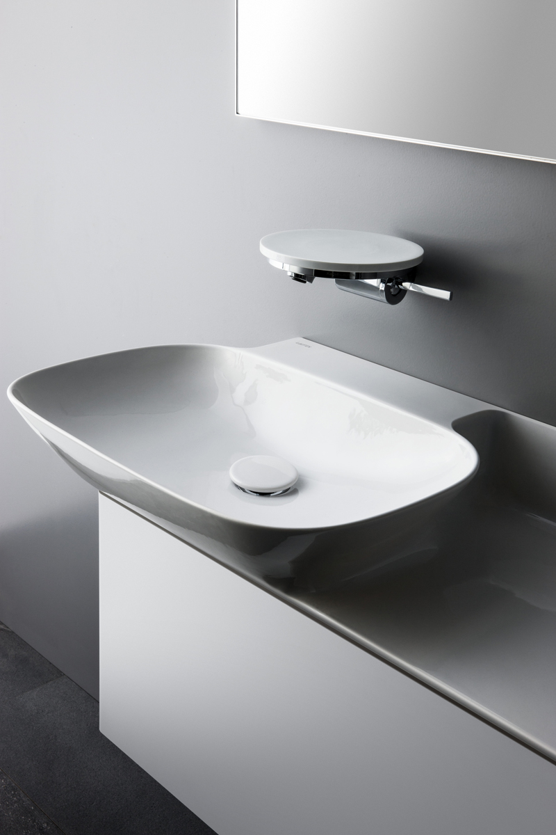 Laufen_foto_tisk_kolekce_INO_umyvadlo_s_odkladaci_plochou_foto2