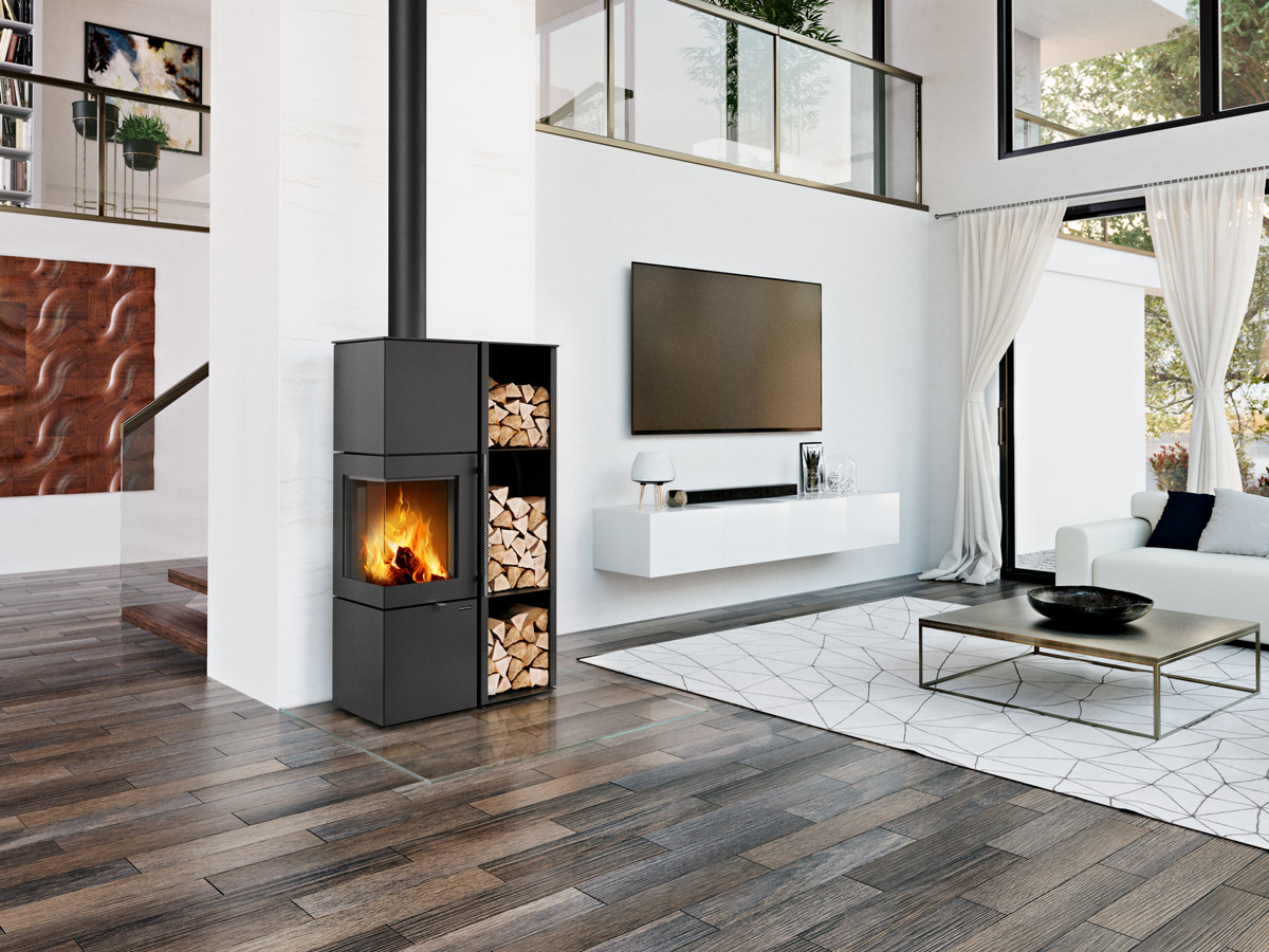 ESQUINA H – kompaktní krbová kamna spojující estetiku a akumulaci tepla