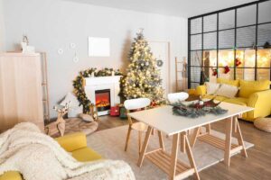 Stromeček, stůl, návštěva. Jak se tohle všechno vejde do malého bytu