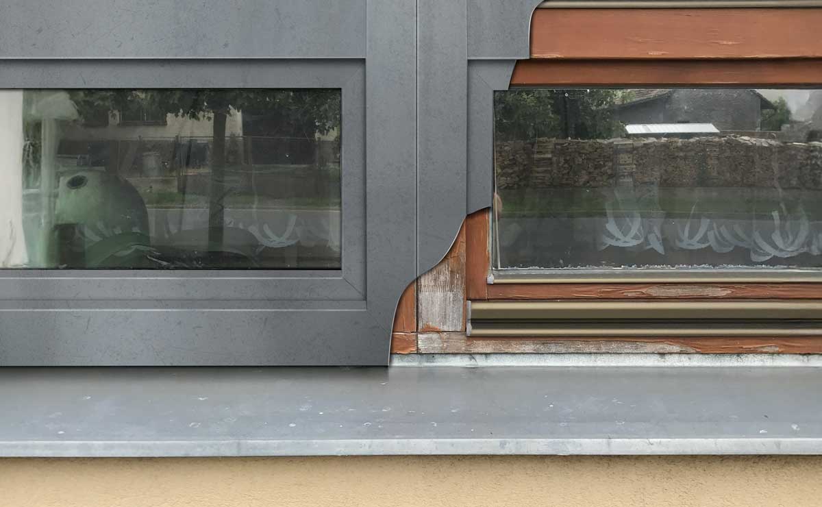 Stare_drevene_okno_s_dodatecnym_hliníkovym_oplastenim_06_foto_zdroj_Institu_zdraveho_bydleni