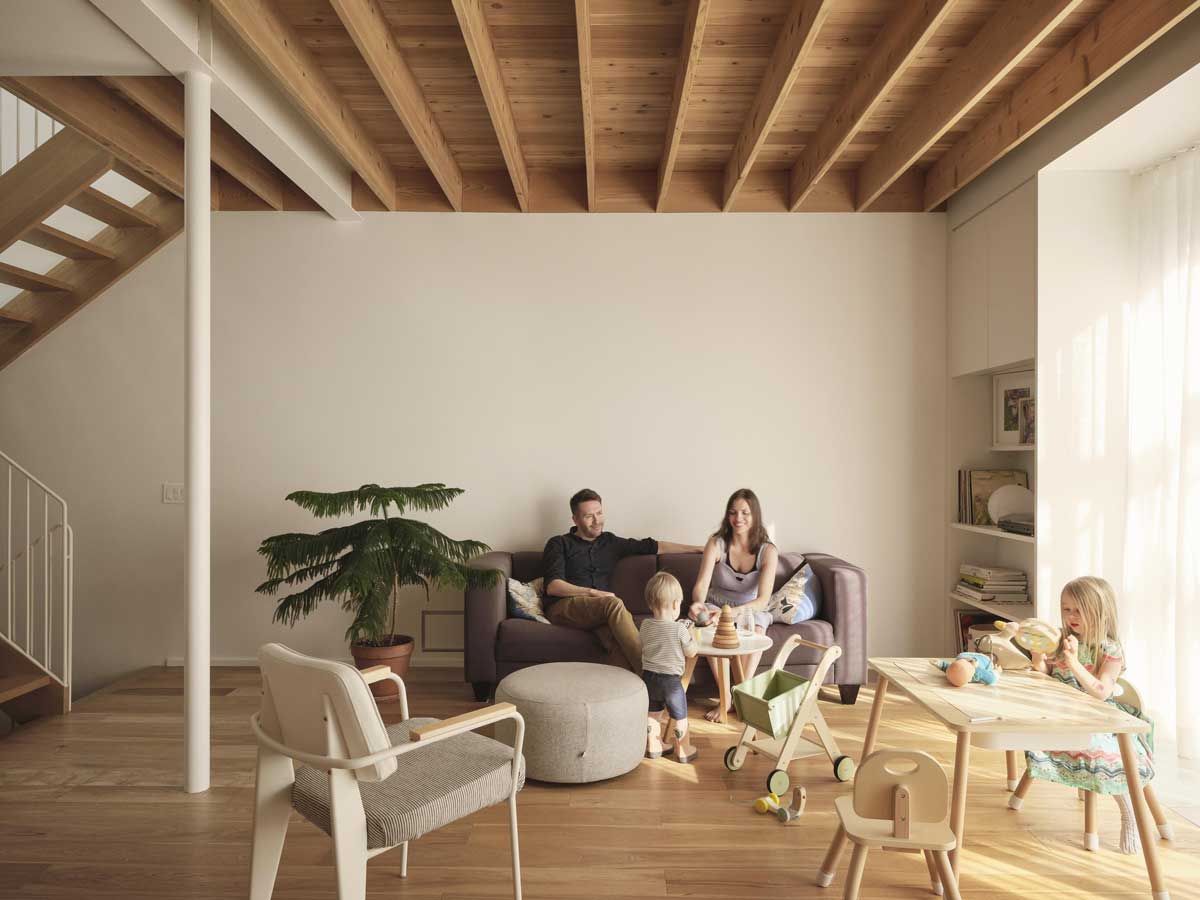 Starý dům z roku 1924 nezbourali. Proměnili ho v domov, který roste s rodinou