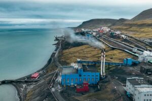 Barentsburg působí drsně a syrově, ale i tady se odehrávají každodenní příběhy lidí.