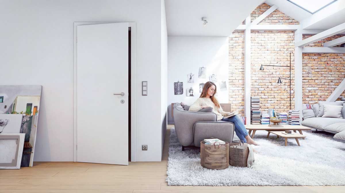 Interierove_dvere_VEKRA_VELVET_povrch_DIAMATT_bila_9016_lak_foto_zdroj_VEKRA