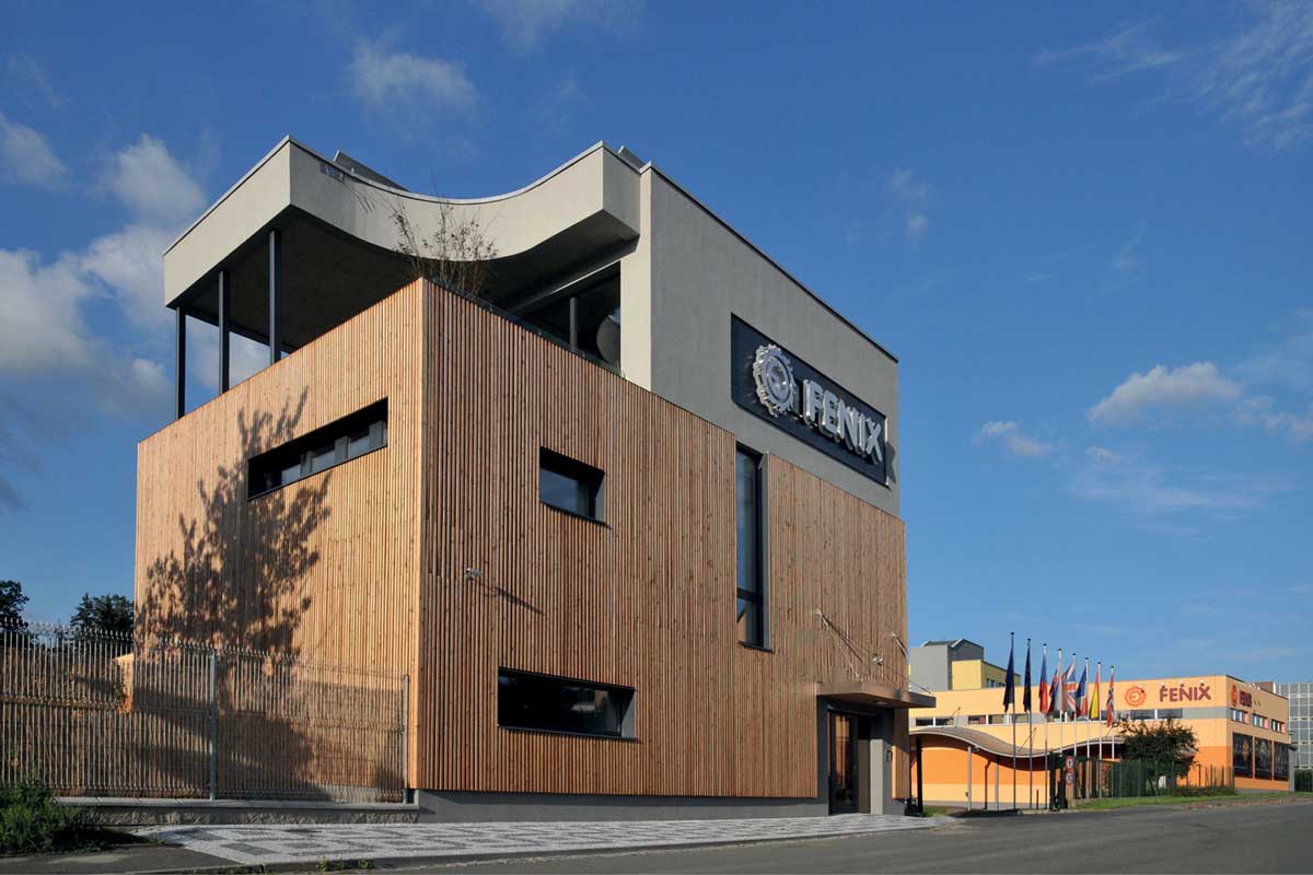 Fenix-clanek-ABSp_1200x800px_02_cover-head