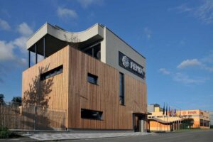 Sálavé vytápění a tepelná čerpadla: jak vybrat bez předsudků