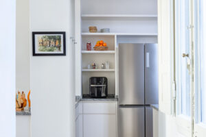 Pohled_z_chodby_do_kuchyne